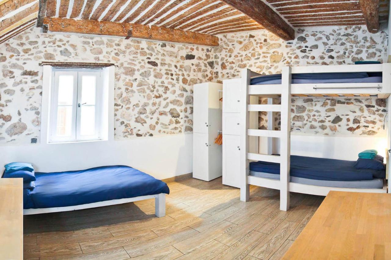 Oasis Hostel Antibes Exterior photo